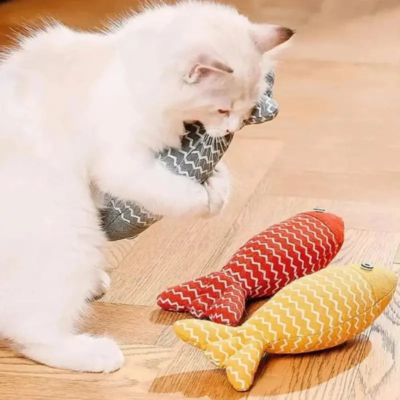 Poisson en peluche pour chat