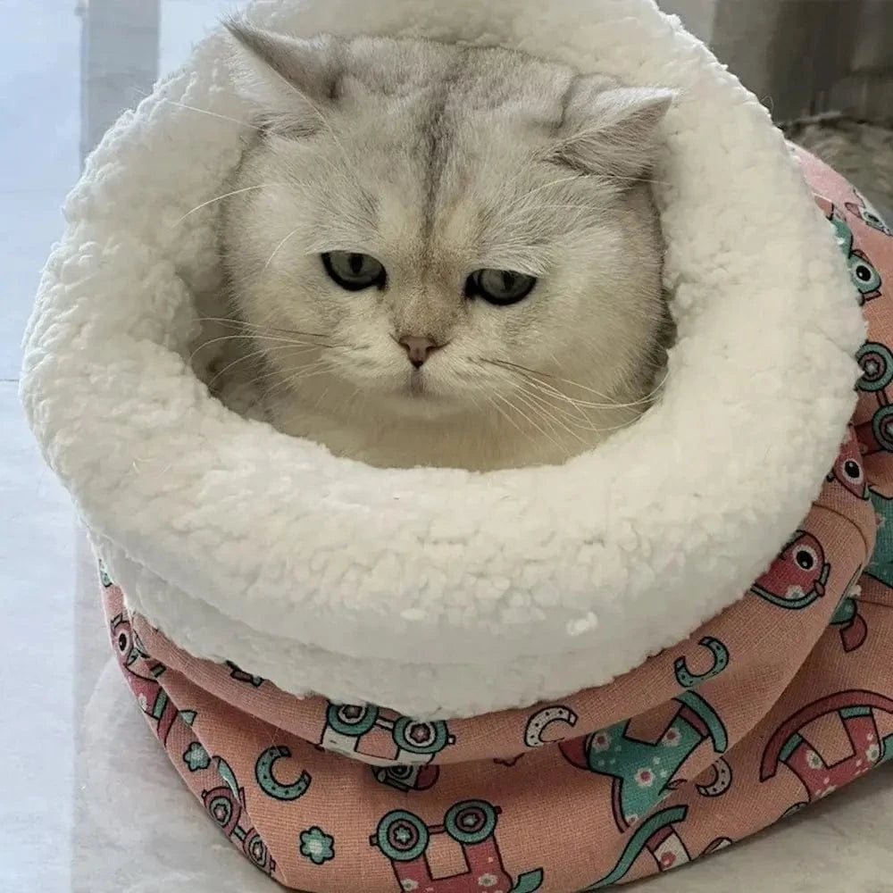 lit de chat élégant