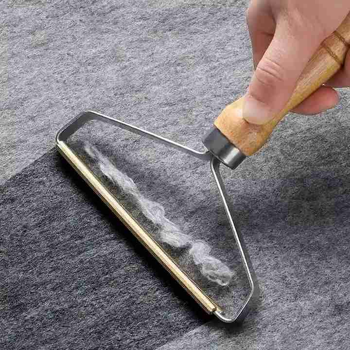 brosse anti-poils chat